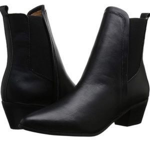 Black Iggby Chelsea Heeled Boot